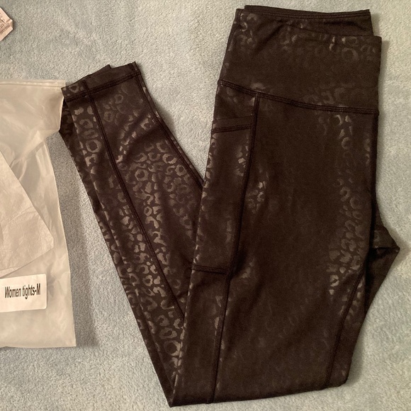 Constantly Varied Gear Pants - CVG Black Leopard 🐆 Leggings